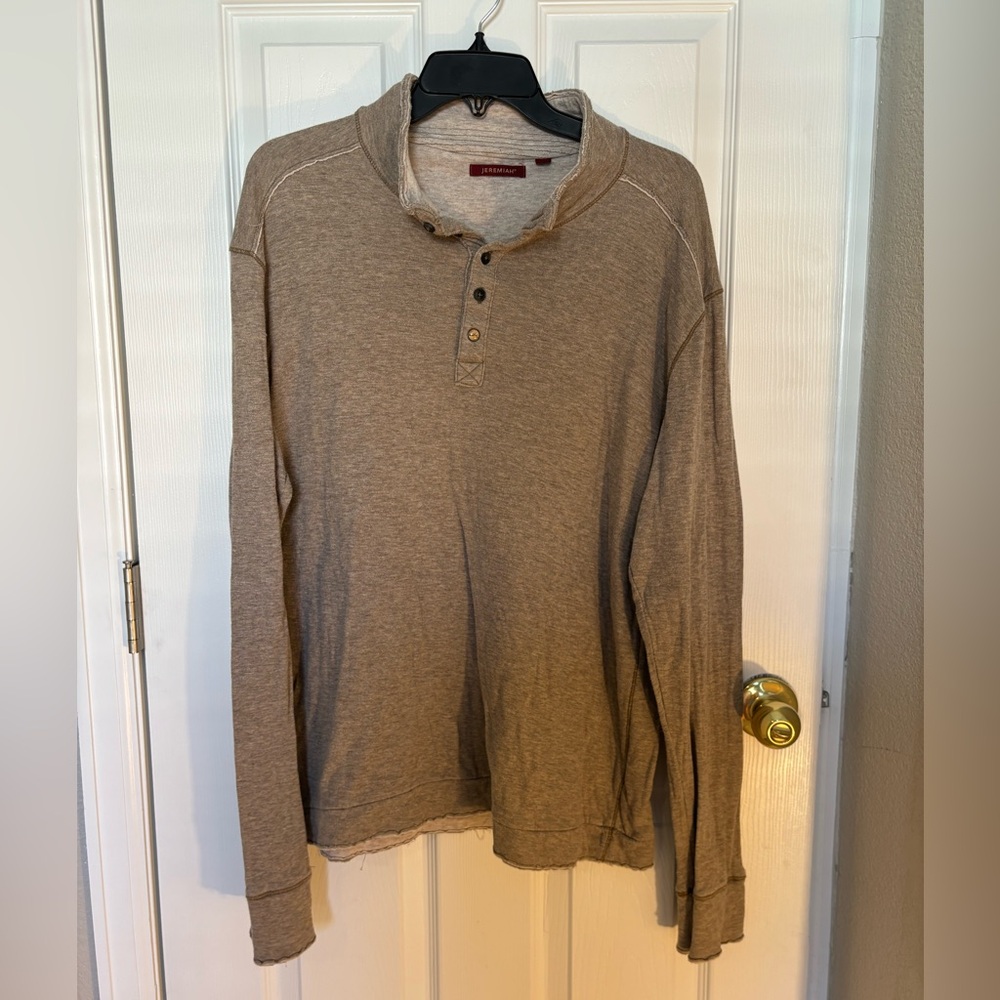 Jeremiah Size Medium Winter Shirt in Greyish Tan